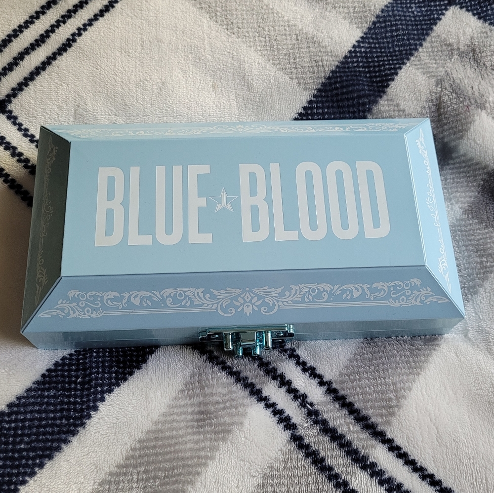 Jeffree Star Blue Blood Eyeshadow Palette